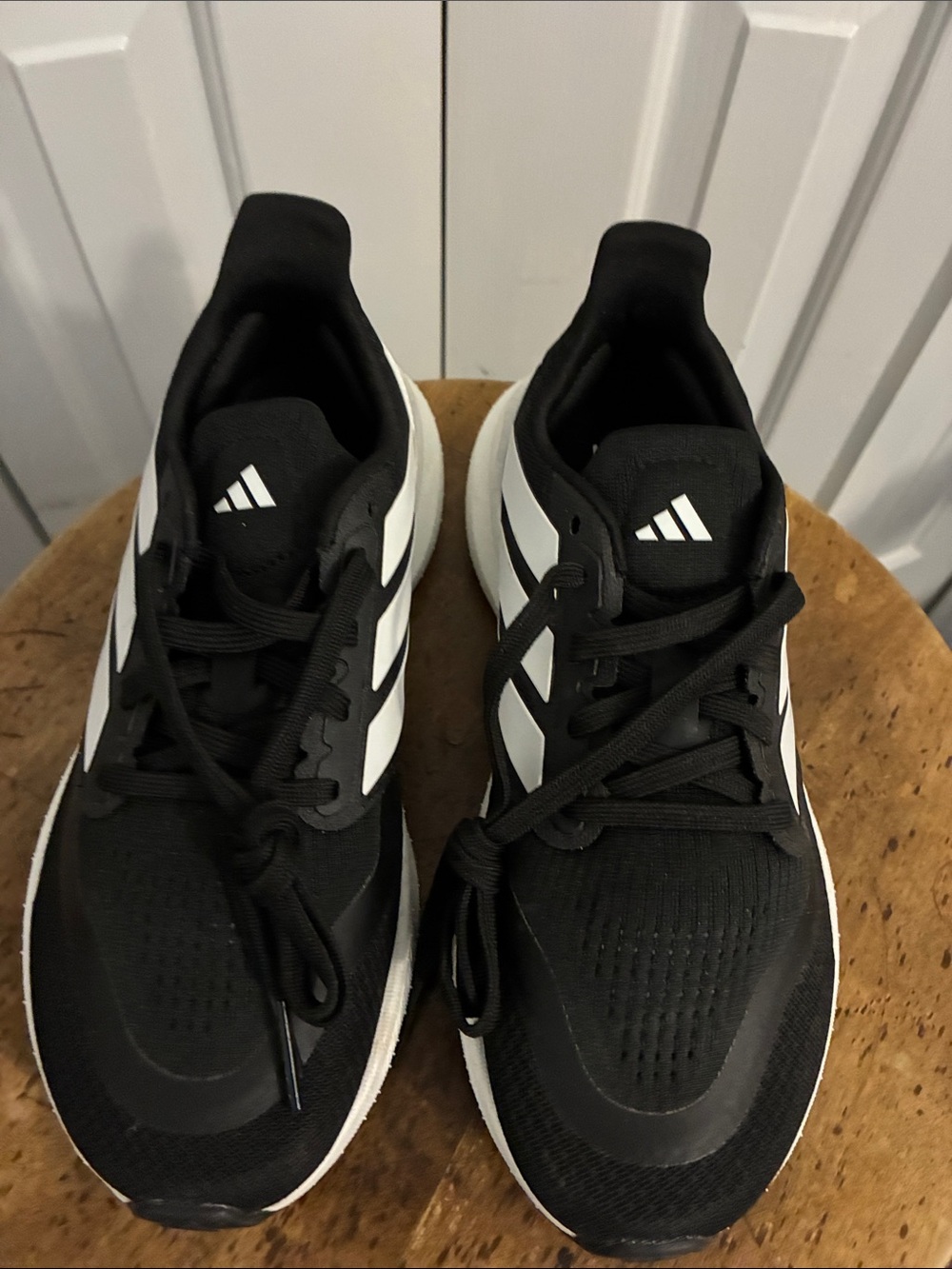 adidas Pureboost Boys Size 6 Black and White Athletic Sneakers